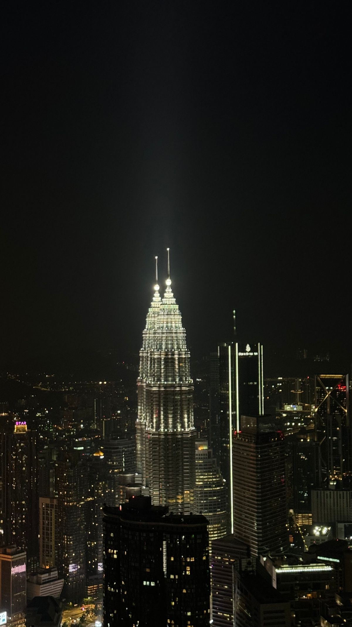 Вид на город с KL Tower